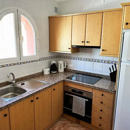 Casa De La Paz - Family House Apartment